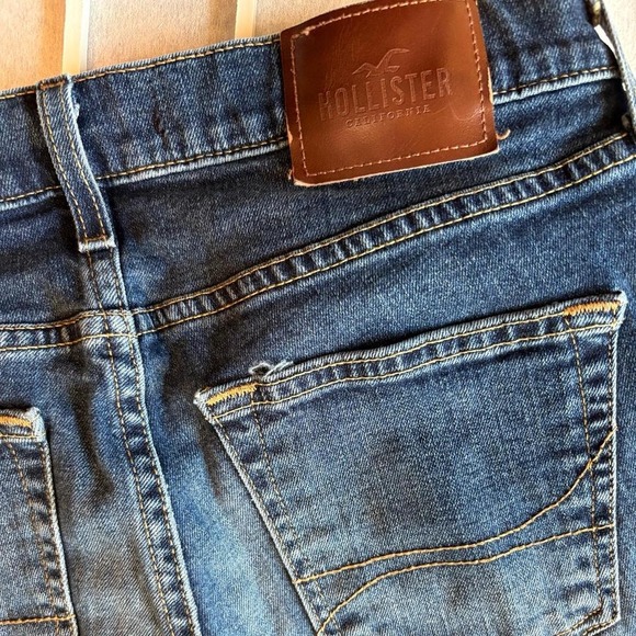 Hollister 30*30 slim straight super flex‎ jeans. Dark wash. Womens - Picture 6 of 7
